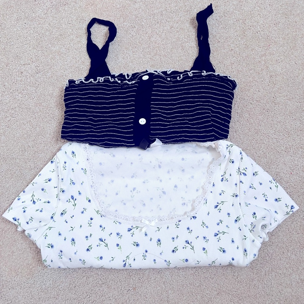 2piece top bundle crop top coquette flower shirt & black tank top with buttons